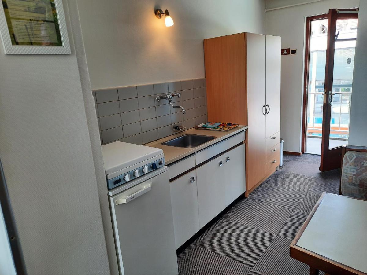 Marx Motel Valkenburg aan de Geul Eksteriør bilde